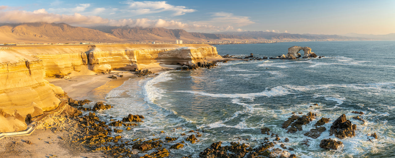 La Portada de Antofagasta natural monument by the sea 
