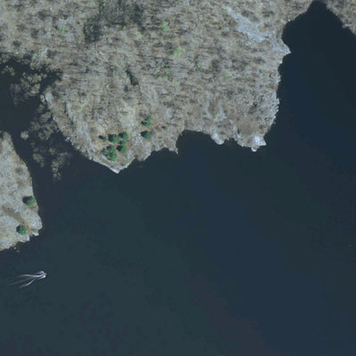 40° North geoGraphics Devil' s Lake (Lutterworth Lake) Bare Imagery Map digital map