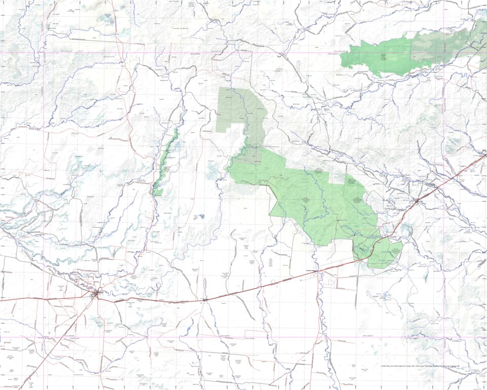 Getlost Map SF5501 HUGHENDEN Australia Touring Map V15 1250,000 map by
